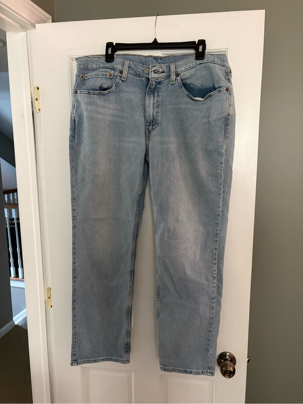 Light Blue Men’s Straight Levi’s  Jeans